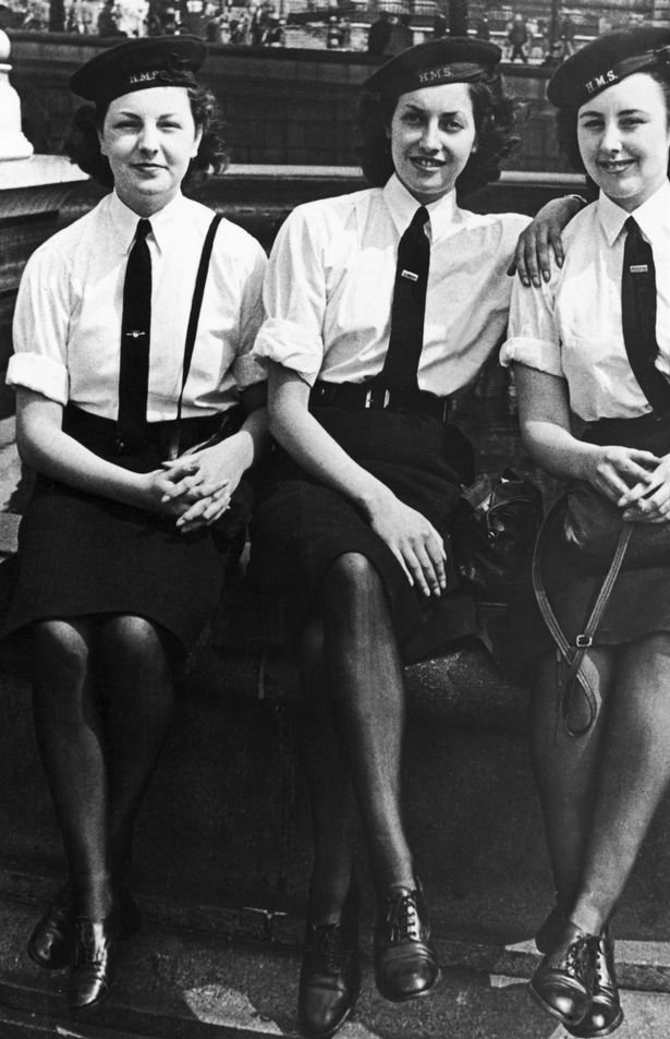 Doreen Marshall (left)