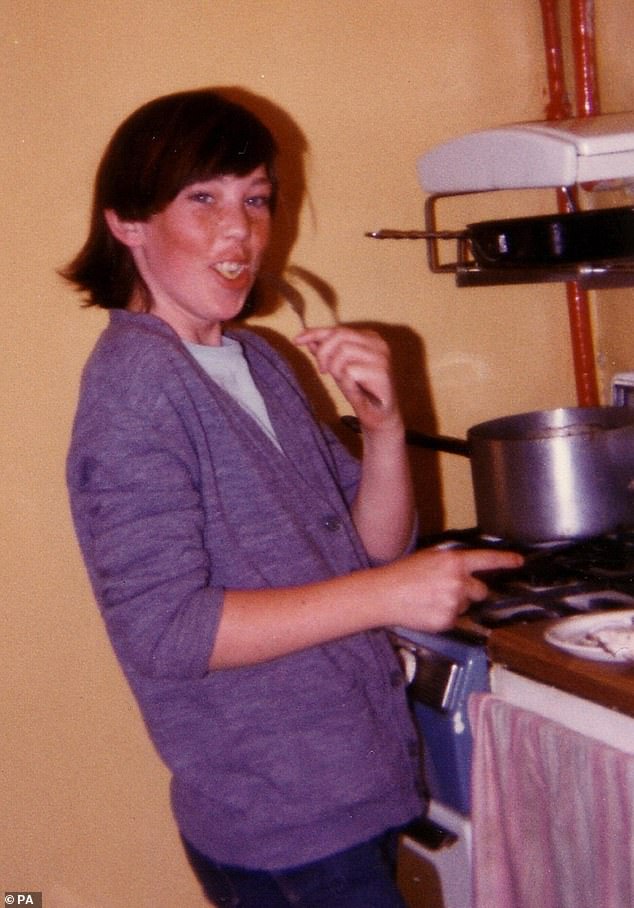 Paula Fields