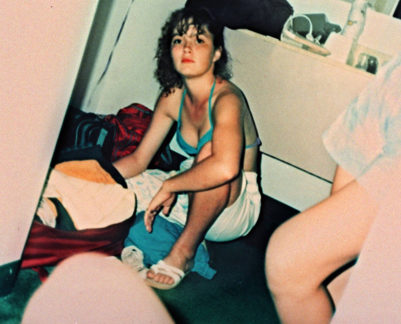 Dead in the Water case photo