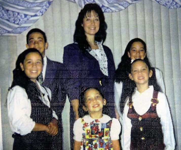 Sandi Nieves & Children