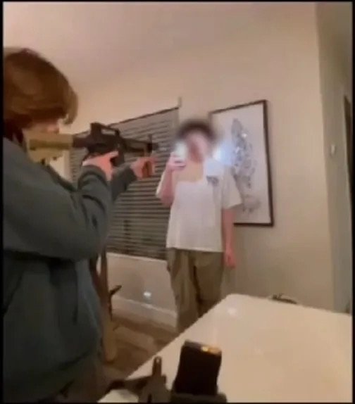 The Gilbert Goons case photo
